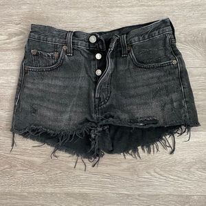 Levi's 501 High Waisted Shorts Size 25